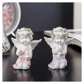 Сувенир полистоун "Белый ангел в рябиновом веночке со свечой/крестом" 6х5х3,5 см