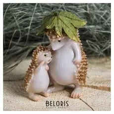 Сувенир полистоун "Еж с ежонком" 8х6,5х11,5 см