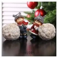 Сувенир полистоун "Мальчик/девочка в шапочке-зверька, с снежным шаром" 10х10,5х6,5 см