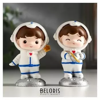 Сувенир полистоун "Малыш-космонавт" 8х4,5х4 см