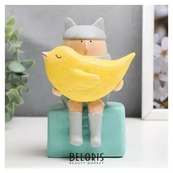 Сувенир полистоун "Малыш с кошачьими ушками и птичкой в руках" 15,7х10,5х8 см