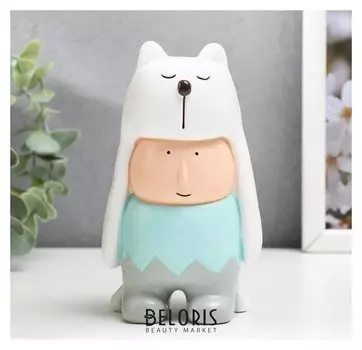 Сувенир полистоун "Малыш в шапке белого медведя" 15х8,5х8,5 см