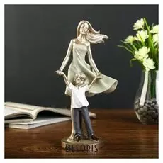 Сувенир полистоун "Мать и сын" 24х11х7 см