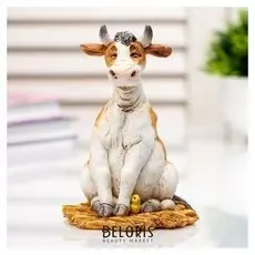 Сувенир полистоун миниатюра "Коровка высиживает цыплят" 12,6х7,7х8,8 см