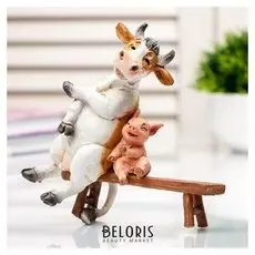 Сувенир полистоун миниатюра "Телёнок с поросёнком на скамье" 14,3х7,5х14,1 см