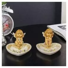 Сувенир полистоун подставка "Ангелочек с локонами на сердце" 8х10,5х10 см