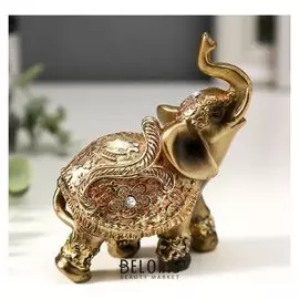 Сувенир полистоун "Слон в золотой императорской попоне" 9х11х4,5 см