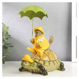 Сувенир полистоун "Воробей в дождовике с зонтом, на черепахе" 21,5х16,5х11,5 см