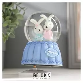 Сувенир полистоун водяной шар музыка "Нарядные зайчатки" крутится 15х10х10 см