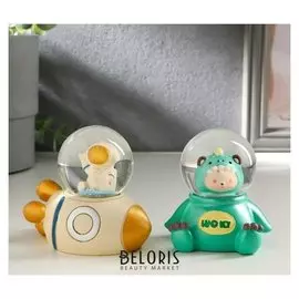 Сувенир полистоун водяной шар музыка, свет "Космонавт и ракета" от батареек 7,5х8х5 см 511480