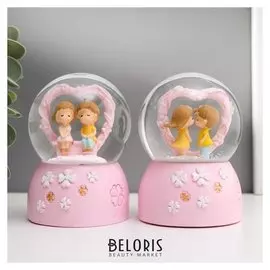 Сувенир полистоун водяной шар свет "Малыши - первая любовь" D=6,5 см