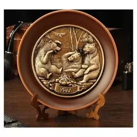 Тарелка сувенирная "Медведи на привале", керамика, гипс, D=16 см