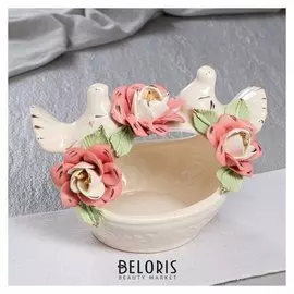 Ваза для конфет "Лукошко с голубями" 14 см