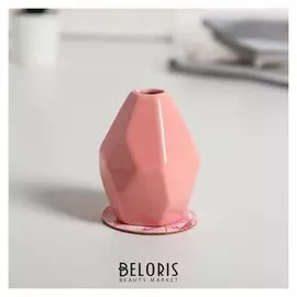 Ваза полигональная на подставке More Love