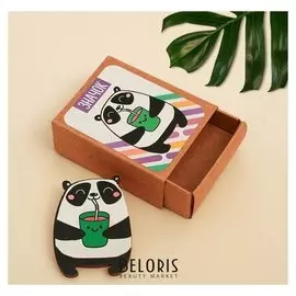 Значок в коробочке Панда