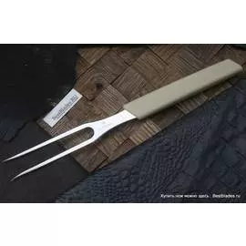 Вилка для разделки мяса с бежевой рукоятью Victorinox 6.9036.158B