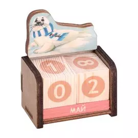 Календарь вечный СПб Нерпа с шарфом (7х8х3,5) (дерево)
