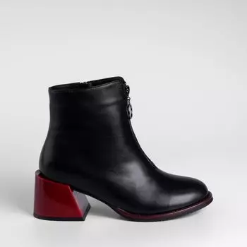 Черные кожаные ботинки Calipso