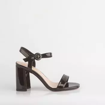Черные лаковые босоножки Calipso