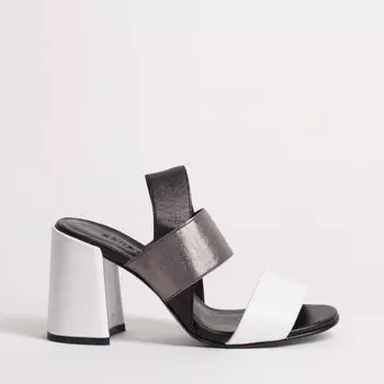 Серебристые кожаные босоножки Calipso