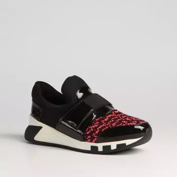 Розовые текстильные кроссовки Calipso