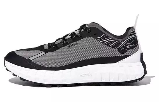 001 Кроссовки женские с низким верхом, черные Norda