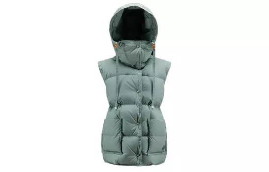 1952 Жилет женский мятно-зеленый Moncler