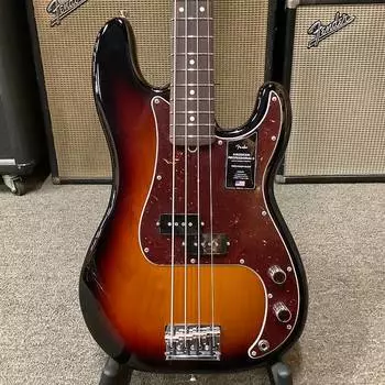 2022 Fender American Professional II Precision Bass, трехцветный солнечный луч American Professional II Precision Bass Three Tone Sunburst