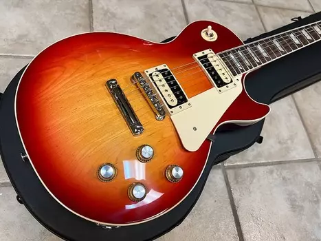 2023 Gibson Les Paul Классическая электрогитара Heritage Cherry Sunburst Gibson Les Paul Classic Electric Guitar Heritage Cherry Sunburst