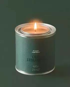 (230 г) ароматическая свеча Old Library 70 Zara Home, светло-зеленый лайм