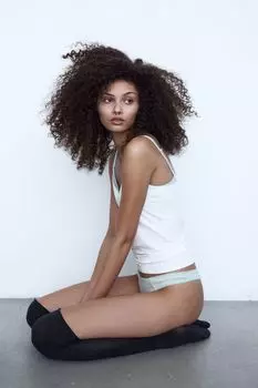 3 упаковки стрингов H&M, бежевый