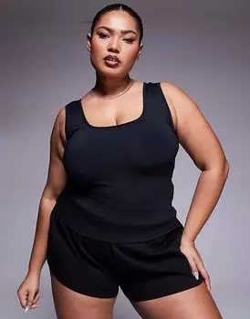 4505 Curve Icon active слегка укороченный топ черного цвета