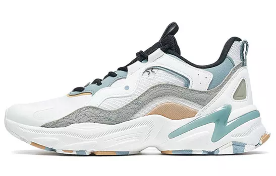 48° Кроссовки Lifestyle для мужчин с низким верхом Sail белого/серого цвета Xtep