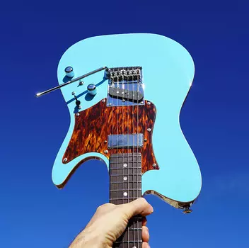 6-струнная электрогитара Ibanez Signature TQMS1 CTB Tom Quayle с жестким футляром (2022) Signature TQMS1 CTB Tom Quayle 6-String Electric Guitar