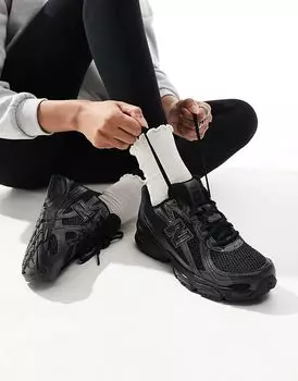740 кроссовки черного цвета New Balance