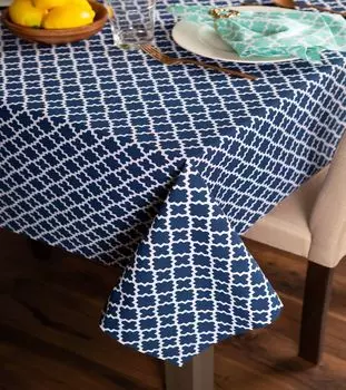 84-дюймовая скатерть из хлопчатобумажной решетки темно-синего цвета