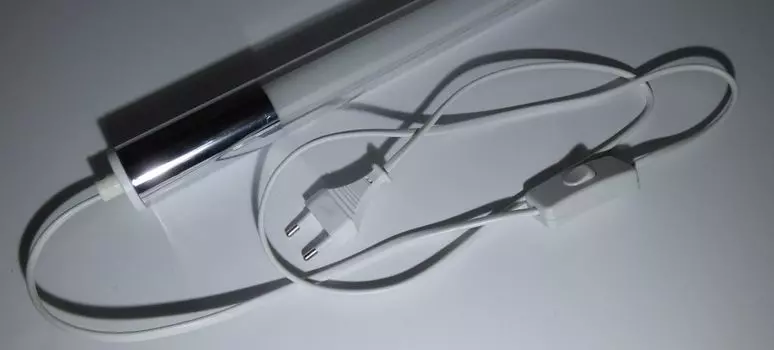 9100 световой стержень, переключатель 230 В, 10 Вт, теплый белый, 800 люмен, 63 см Xenon