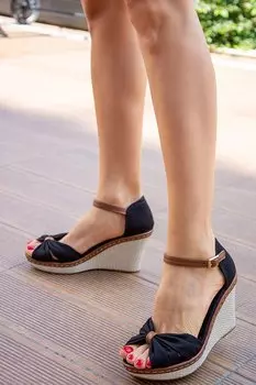 9674040505 Черные женские туфли на танкетке Fox Shoes