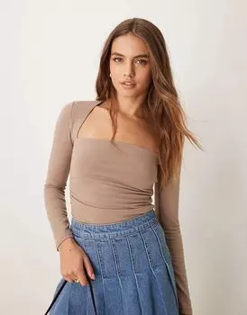 Abercrombie & Fitch бесшовный топ с длинными рукавами, сборками и квадратным вырезом в серо-коричневом цвете