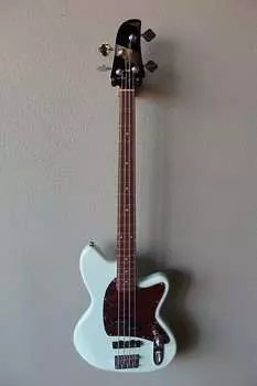 Абсолютно новая электрическая бас-гитара Ibanez Talman TMB100 - мятно-зеленая