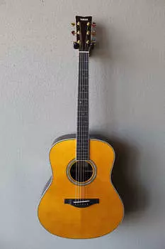 Абсолютно новая концертная акустическая/электрическая гитара Yamaha LL-TA TransAcoustic Jumbo — винтажный оттенок