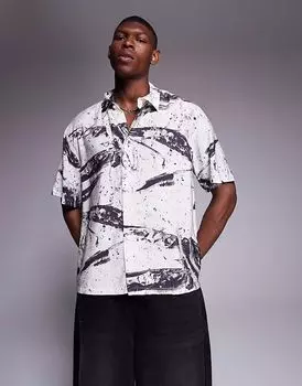 Абстрактная рубашка Bershka белого цвета