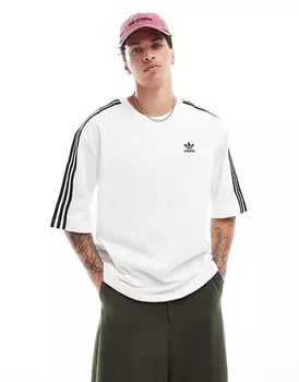 adidas Originals — белая футболка оверсайз