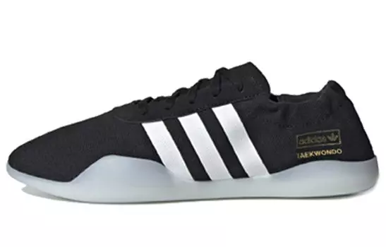 Adidas originals Кроссовки для тхэквондо Женские