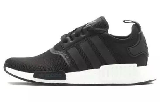 Кроссовки Adidas NMD_R1 Lifestyle, черный/белый