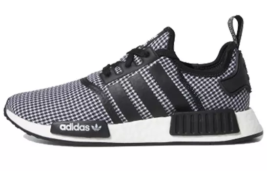 Кроссовки Adidas Originals NMD_R1 'Black White'