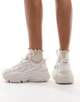 adidas Originals Ozgaia кремовые кроссовки тройного белого цвета на массивной подошве