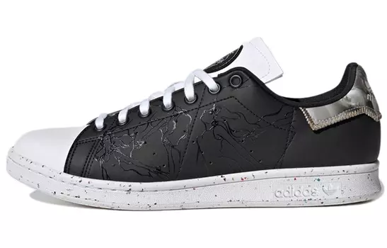 Кроссовки Adidas Originals Stan Smith Yoshitoshi Kanemaki X Unisex, черный/белый