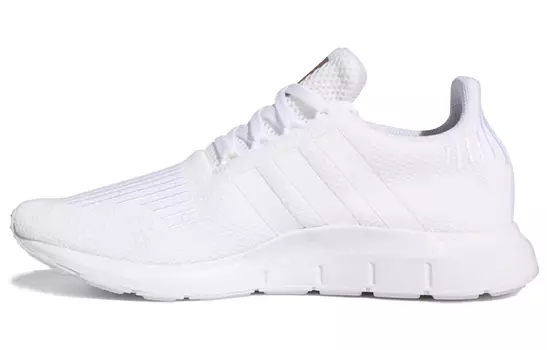 Кроссовки Adidas Originals Swift Run, белый