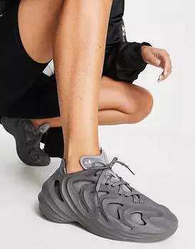 adidas Originals Трехсерые кроссовки adifom Q